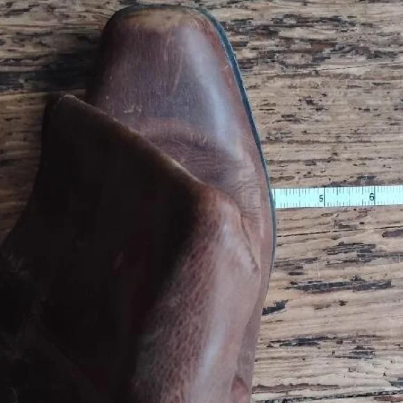 🤠MOSSIMO BROWN LEATHER BOOTS -size 10🤠 - Picture 6 of 8